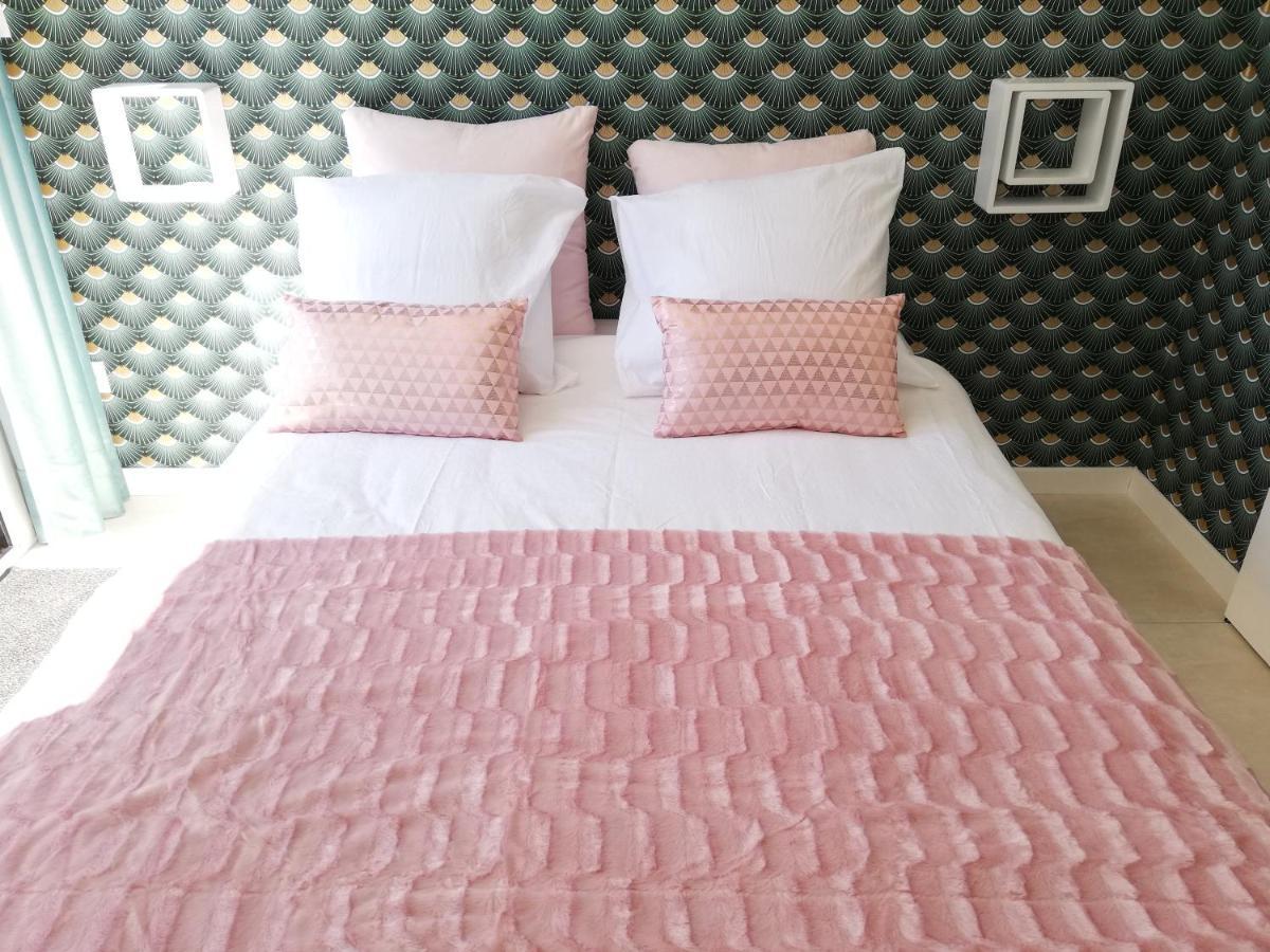 Chambres D'Hotes Luxe Et Serenite Theize Екстериор снимка
