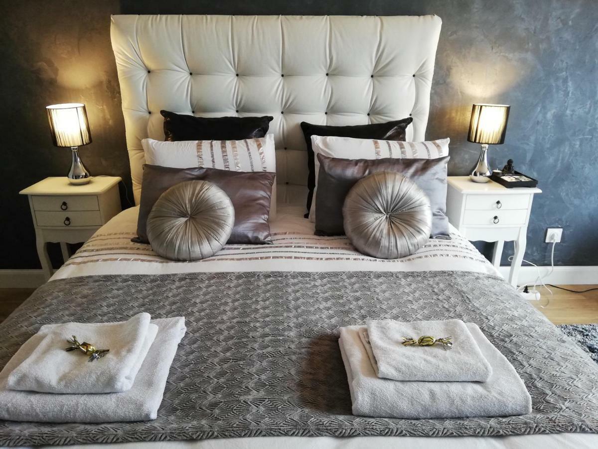 Chambres D'Hotes Luxe Et Serenite Theize Екстериор снимка