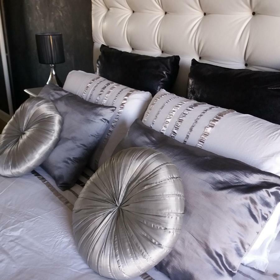 Chambres D'Hotes Luxe Et Serenite Theize Екстериор снимка